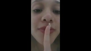 彼女は首に肌をつけています 女 向け エロ 動画