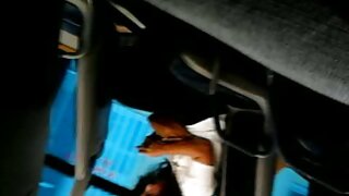 男たちはそれを女の子の口に与えました アダルト 動画 女性 無料