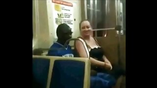 禿げた男が事件に嘘をつく 女 の エロ い 動画