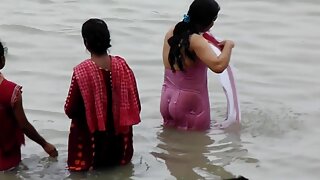 ラティーヌは海に逆らっている バイブ 女性 動画