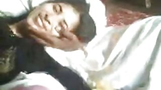 模範的な家族の男性は、彼女を仕事に連れて行く前に、ベビーシッターのポイントを印刷しました エロ 動画 女 向け