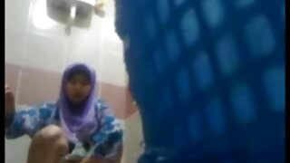 彼女はガーターを膝の上に乗せて犯した 無料 アダルト 動画 女